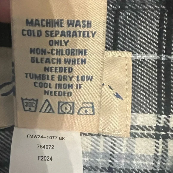 NWOT XLT long sleeve button down shirt 100% Cotton Plaid 1 front Pocket - Picture 6 of 9